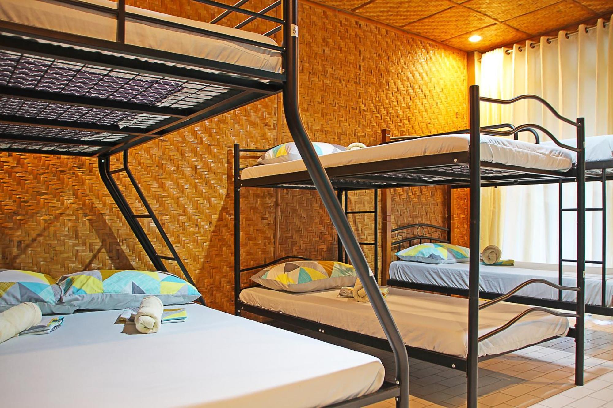 1888 Beach Resort دوماغيتي المظهر الخارجي الصورة
